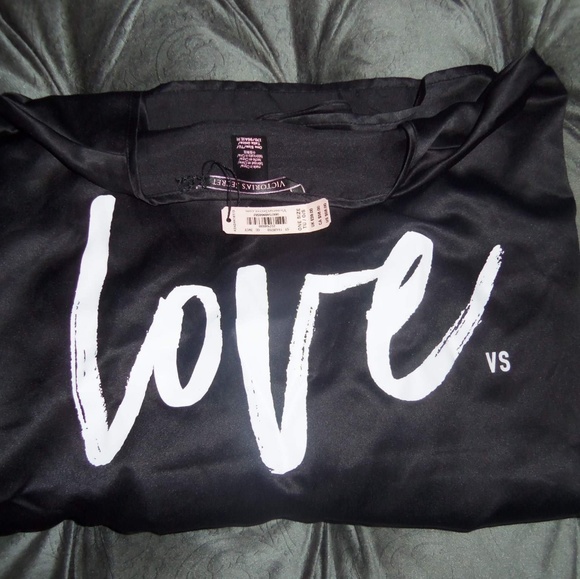 Victoria's Secret Fashion Show Supermodel Robe - Picture 1 of 2